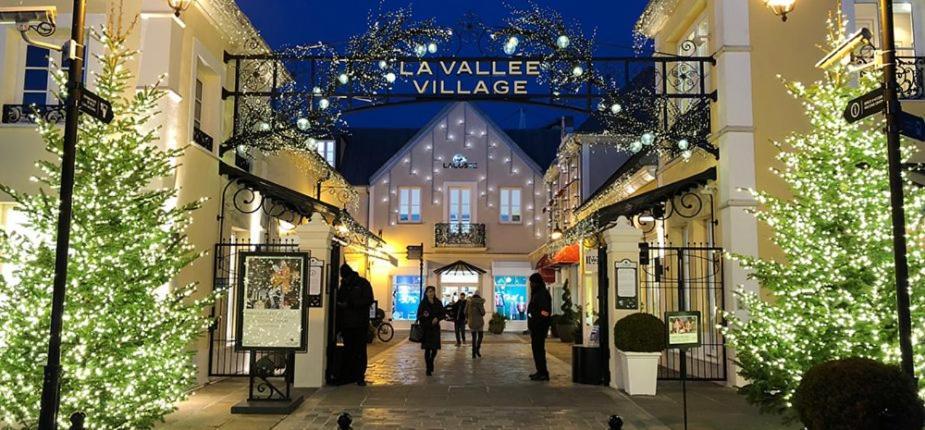 Superbe Villa Au Pied De Disneyland Et Val D'Europe Serris Exterior photo